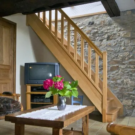 Sleeps 4 * Les Perques