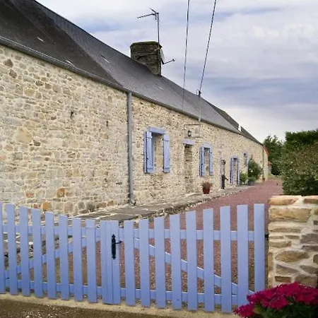 Sleeps 4 *